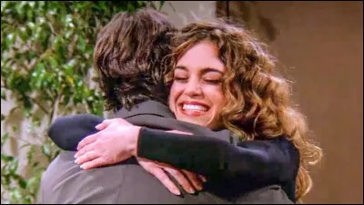 Épisode 16 : Celui qui devient papa  1re partie 
Comment s'appelle cette jeune femme que Chandler doit renvoyer ?