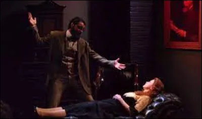 Épisode 6 : Celui qui est verni
Sur quelle personnalité porte la comédie musicale qu'interprète Joey ?