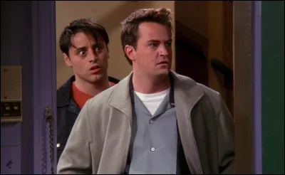 Épisode 19 : Celui qui faisait de grands projets.
Comment les filles parviennent-elles à convaincre les garçons de leur rendre leur appartement ?