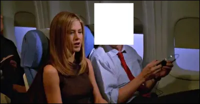 Épisode 24 : Celui qui se marie (partie 2).
Qui interprète le rôle du passager à côté de Rachel dans l'avion pour Londres ?