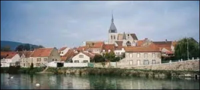 Commune viticole au sein du parc naturel régional de la montagne de Reims, dans l'aire d'attraction Sparnacienne, Damery se situe dans le département ...