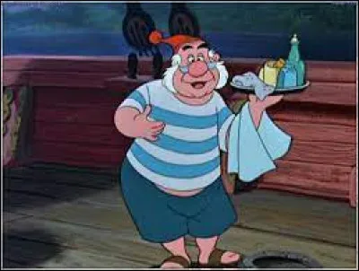 Comment s'appelle ce personnage faisant partie de l'équipage sur le bateau du Capitaine Crochet ?