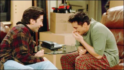 Épisode 10 : Celui qui avait une sœur un peu spéciale.
Qui a une relation un peu spéciale voire bizarre avec sa sœur ?