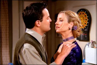 Épisode 14 : Celui qui découvre tout.
Quel est le dernier Friends à être au courant de la liaison entre Monica et Chandler ?