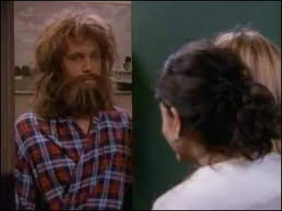 Épisode 6 : Celui qui a du mal à se taire.
Comment s'appelle ce nouveau voisin hirsute ?