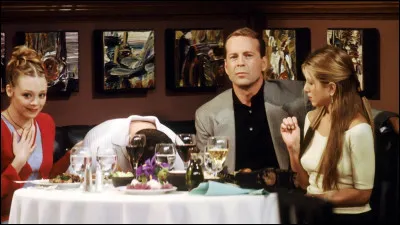 Épisode 21 : ''Celui qui rencontrait le père'' 
Quel est le prénom du père dElisabeth ?