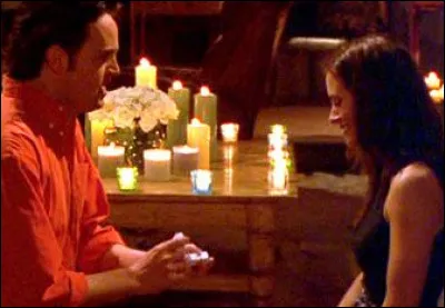 Épisode 25 : ''Celui qui faisait sa demande'' - Partie 2
Où a lieu la demande en mariage de Chandler ?