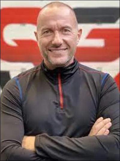 Comment s'appelle cet animateur français ?