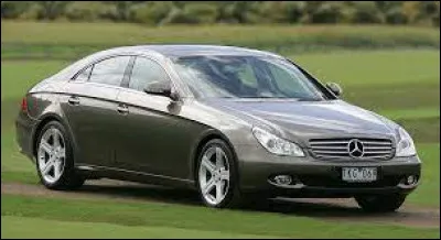 Quel est le nom de cette voiture ?