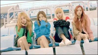 Qui sont-elles de gauche à droite ?