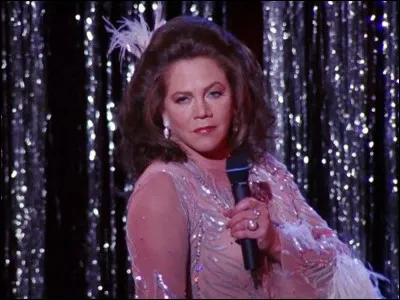 Épisode 22 : ''Celui qui rencontrait l'auteur de ses jours''
Où Chandler et Monica vont-ils chercher le père de Chandler ?