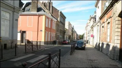 Roger Salengro, Nicolas Hulot et Alain Decaux y sont nés :