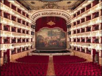 Art : Comment s'appelle ce célèbre théâtre de Naples ?