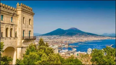 Histoire : Comment a-t-on appelé le soulèvement populaire des Napolitains, pendant la Seconde Guerre mondiale au cours duquel le peuple s'attaqua aux forces allemandes du Troisième Reich qui occupaient la ville ?