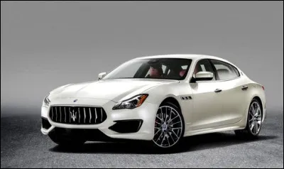 Quelle est cette auto de la marque au trident ?