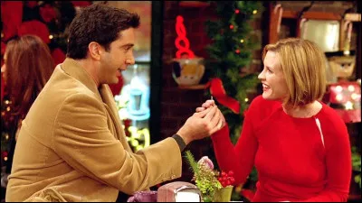 Épisode 11 : ''Celui qui ne voulait pas aller plus loin'' 
Quest-ce qui a été le déclencheur de la réflexion de Ross sur sa relation avec Mona ?