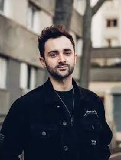 Comment s'appelle ce youtubeur français ?