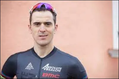 Comment s'appelle ce cycliste professionnel français ?