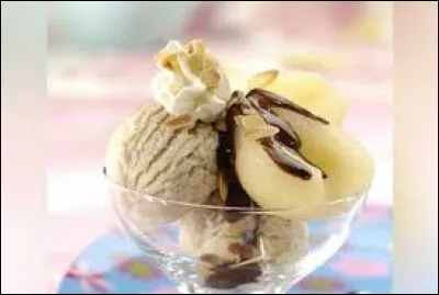 Quels fruits y a-t-il dans ce dessert glacé nommé "Belle-Hélène" ?