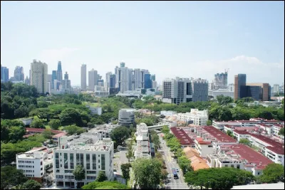 Société : Parmi ces interdictions, laquelle n'existe pas à Singapour ?