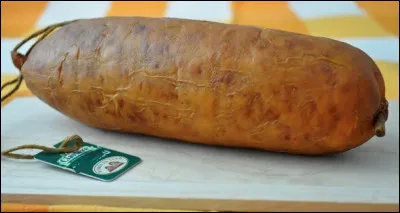 Quel est ce mets en M, une saucisse fumée élaborée en Franche-Comté depuis 5 siècles à base de porc haché, d'épices et de gras ?