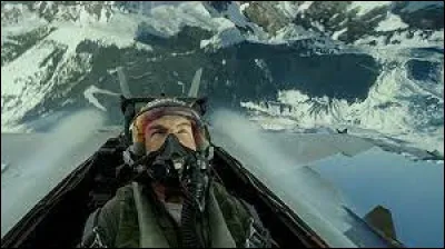 Vous êtes en plein vol et vous êtes à deux doigts de réussir lexercice mais le commandant demande que vous reveniez.Que faites-vous ?