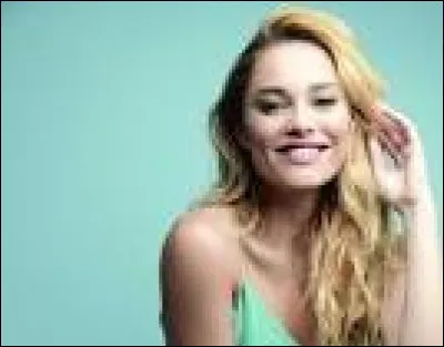 Qui interprète le rôle de Chloé ?