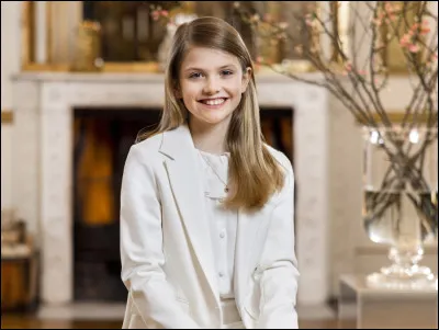 Quelle est la date du baptême d'Estelle de Suède ?