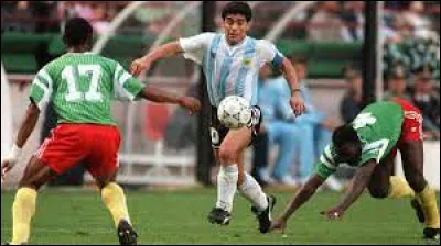 Quel fut le score entre l’Argentine et le Cameroun ?