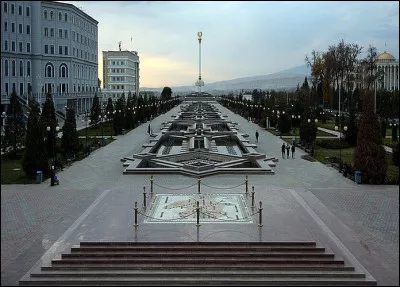 Autre ville nommée en l'honneur de Staline, Stalinabad est aujourd'hui la capitale du Tadjikistan, sous le nom de ...