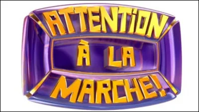 Qui présentait l'émission "Attention à la marche" de 2001 à 2010 ?