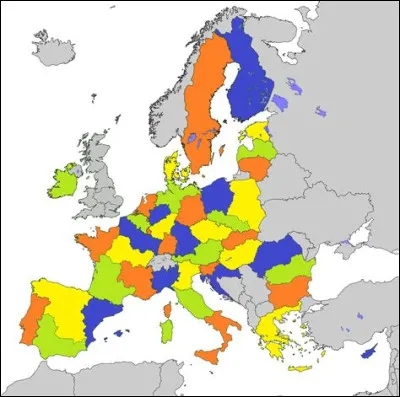 De quel continent l'Europe est-elle séparée par le détroit de Gibraltar ?