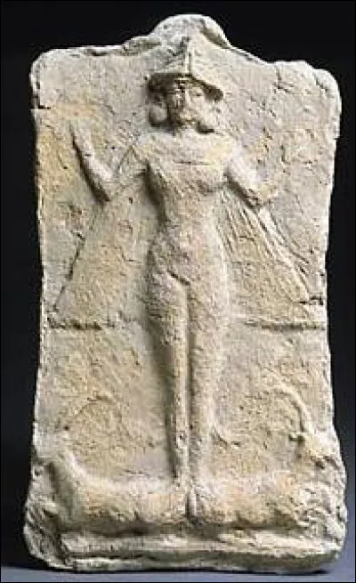 Inanna est une déesse majeure de la guerre, du sexe et de la fertilité chez les...