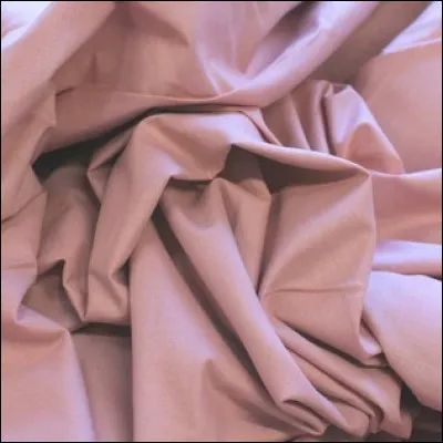 Je viens de changer la parure des draps. Quelle teinte ai-je donc choisie ?