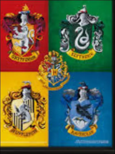 Tu viens de bousculer une personne dans un couloir que fais tu ?