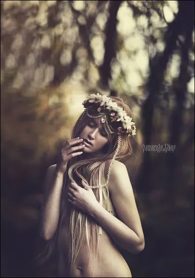 Échansonne des dieux de l'Olympe, déesse de l'éternelle jeunesse. Qui est-elle ?