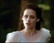 Qui transformera Bella en vampire ?