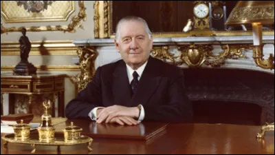 Combien de fois Alain Poher a-t-il été président de la République par intérim ?