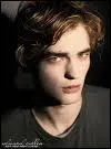 La vrai mre d'Edward est Esme Cullen.