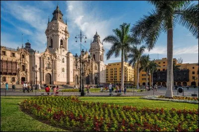 La capitale est Lima :
