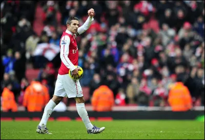 Combien de titres de la Ligue des champions remporte-t-il durant ses 18 ans de carri&egrave;re ?