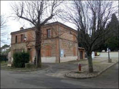 Village occitan, dans l'aire d'attraction Toulousaine, Auribail se situe dans le département ...