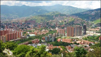 Medellín est, avec 2,5 millions d'habitants, la deuxième ville du pays :