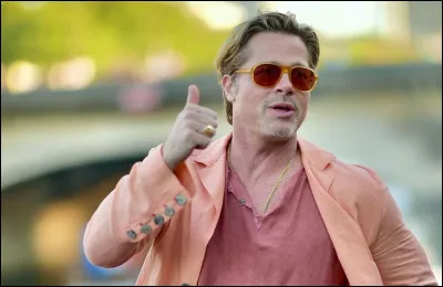 Brad Pitt vous demande en mariage, comment réagissez-vous ?