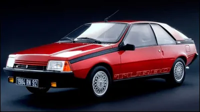 Quel est ce modèle automobile en F, un coupé 4 places produit en France par Renault de 1980 à 1986 ?