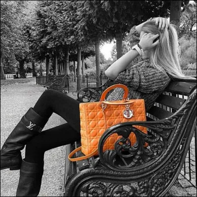 Qu'est-ce que la trichotillomanie qui conduit à des dégâts sur les cheveux ?