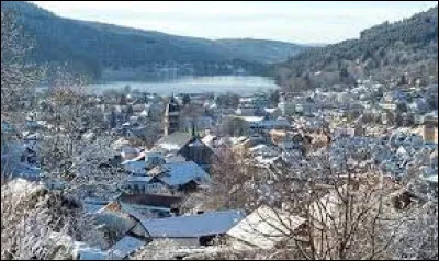 ► En 1, je suis avant "tu as"
► En 2, je suis quelque chose que l'on ne voit pas souvent
► En 3, elle est Caspienne, Égée ou Noire
→ En tout, je suis une ville de l'ancienne région ...