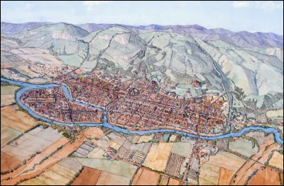 Fondée vers 300 av. J.-C., près de l'embouchure de l'Oronte, par Séleucos, elle est devenue la capitale du royaume séleucide et l'un des principaux centres de diffusion de la culture hellénistique, rivale d'Alexandrie.