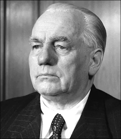 Passons en RDA : il en est le premier chef d'État, de 1949 à sa mort en 1960, et le seul à avoir porté le titre de président de la République :