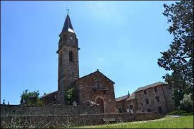 Nous sommes en Auvergne-Rhône-Alpes, à Saint-Pierre-le-Déchausselat. Hameau dépendant du village de Saint-Pierre-Saint-Jean, dans l'arrondissement de Largentière, il se situe dans le département ...